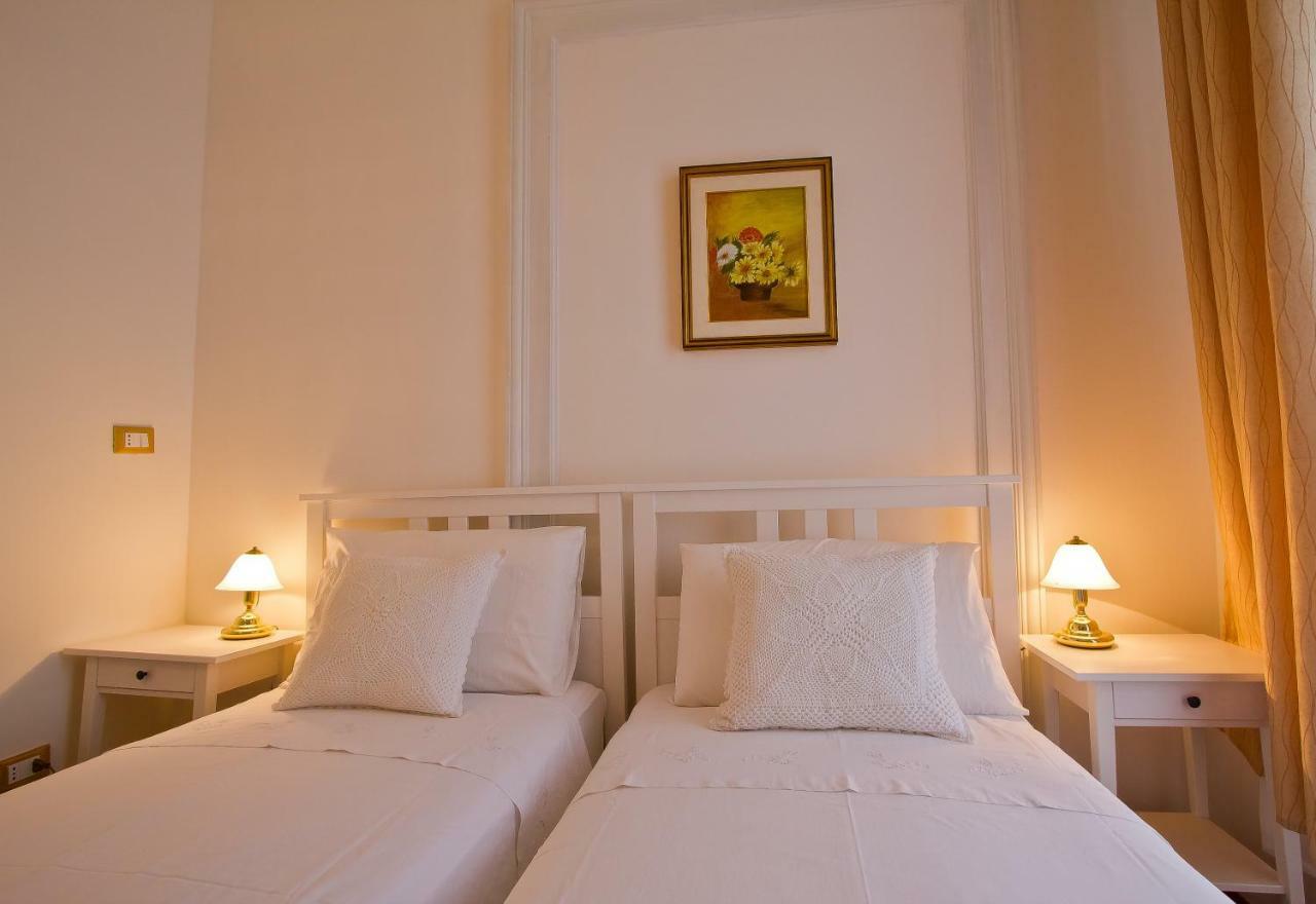 Golden Rooms Bed & Breakfast Terst Exteriér fotografie