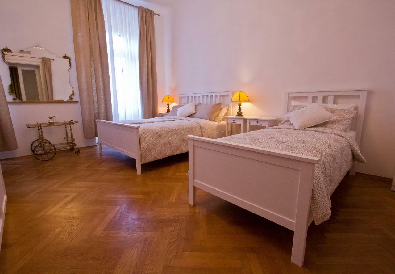 Golden Rooms Bed & Breakfast Terst Exteriér fotografie