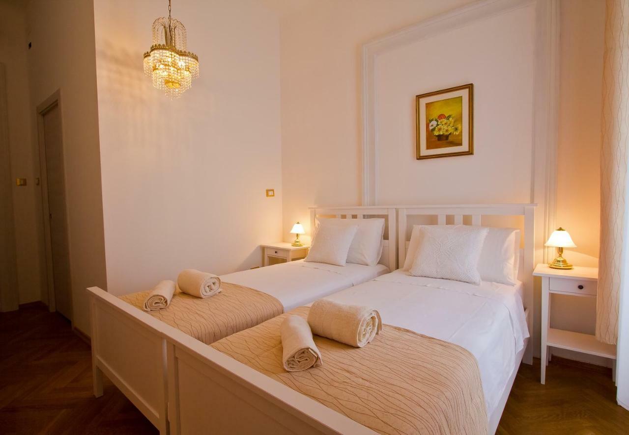 Golden Rooms Bed & Breakfast Terst Exteriér fotografie